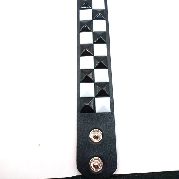 Black and White 2 Row Studded Faux Leather Bracelet New - Picture 8 of 9